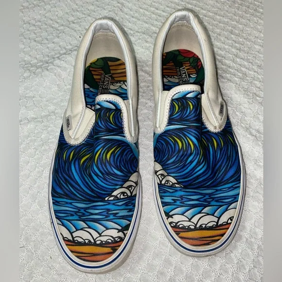 Triple Crown Pipe masters Hawaii Vans - Main Image